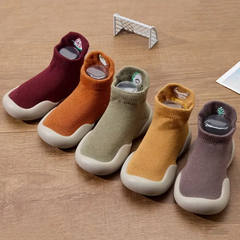 Chaussures bébé légères, tissu doux et extensible