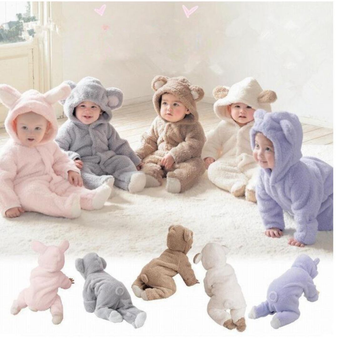 Combinaison bébé avec capuche et oreilles d'ours