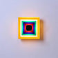 Effet lumineux élégant sur un mur blanc