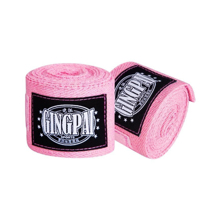 Bandages enroulés, prêts pour un entraînement de boxe