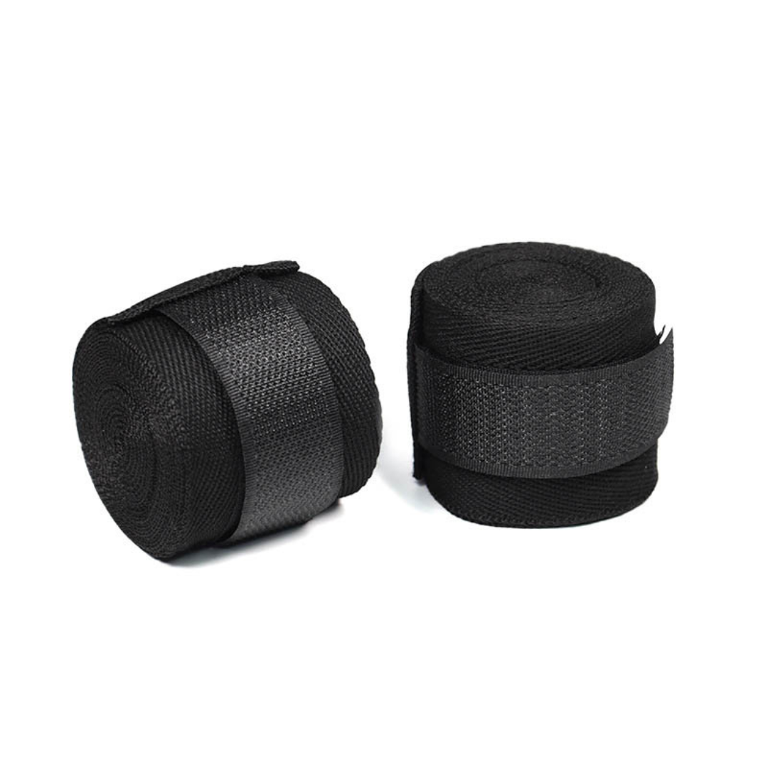 Bandages de poignet déroulés, montrant la longueur de 3 mètres