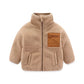 Détail de la manche d'une veste en fleece