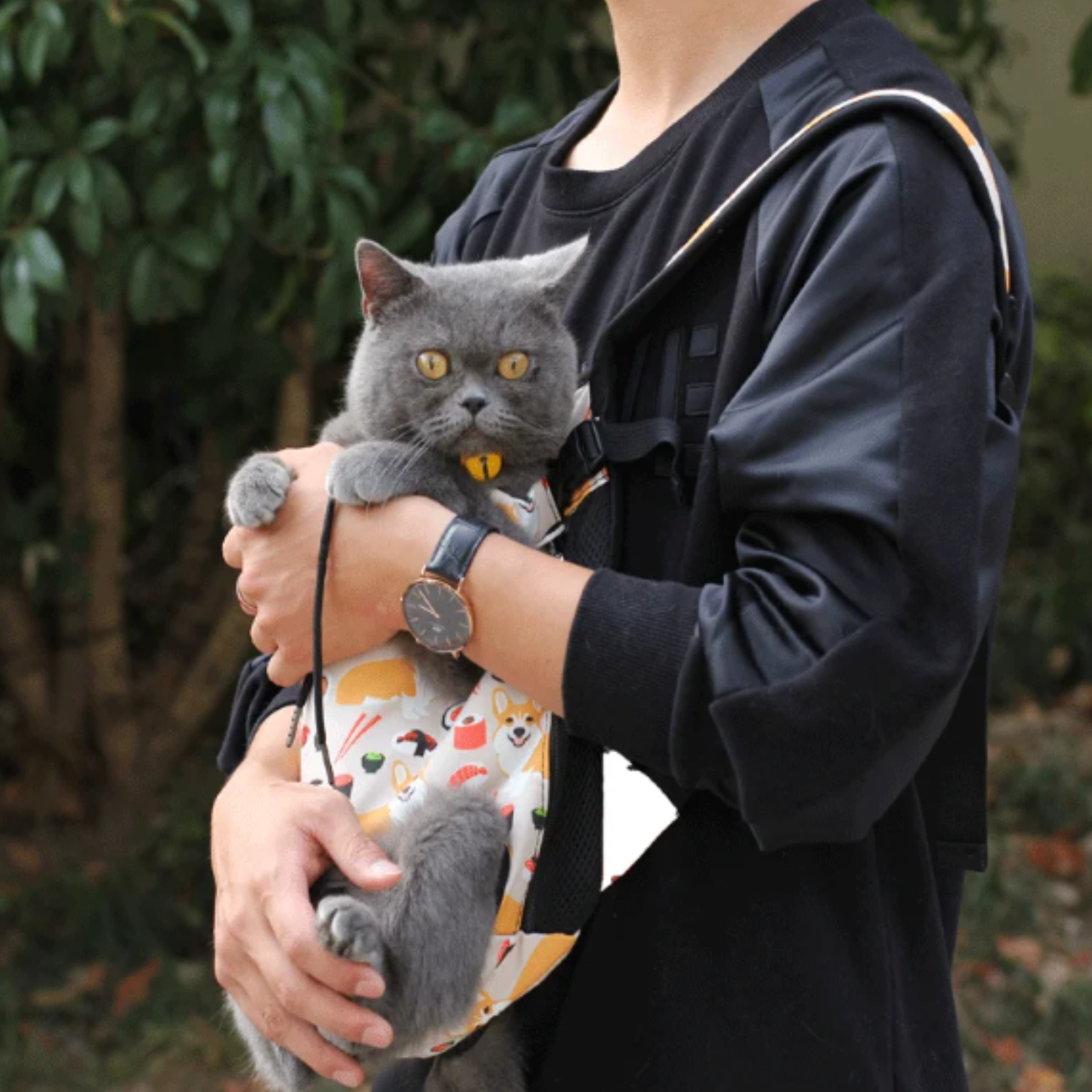 Vue de face du sac à dos, mettant en avant l'ouverture supérieure