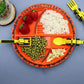Zoom sur une cuillère bulldozer pour repas d'enfants