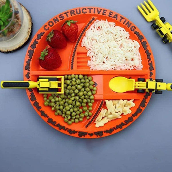 Zoom sur une cuillère bulldozer pour repas d'enfants