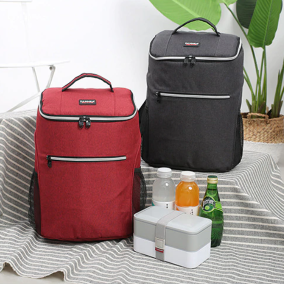 Sac à dos isotherme gris avec fermeture éclair ouverte