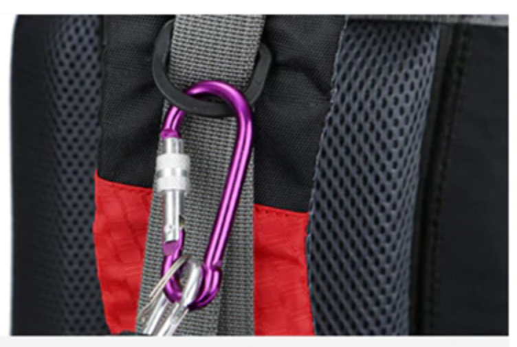 Vue arrière du sac à dos avec rembourrage lombaire