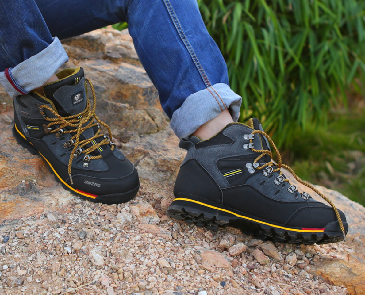 Chaussure sur terrain enneigé, illustrant sa protection thermique