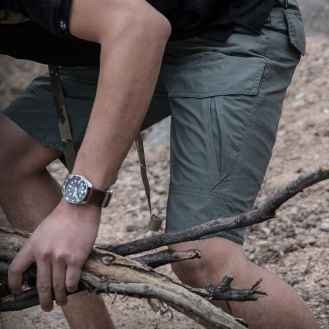Short tactique imperméable avec poches multiples en extérieur