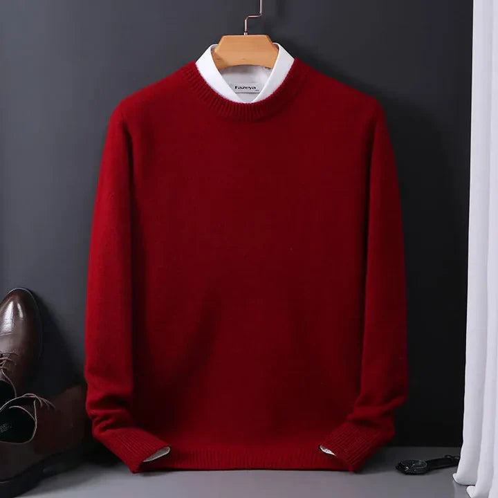 Pull en cachemire plié montrant sa légèreté