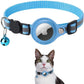 Vue rapprochée du collier GPS pour chat avec cloche intégrée