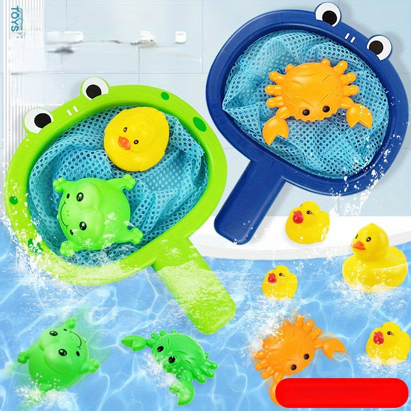 Gros plan sur des jouets de bain colorés pour tout-petits