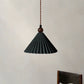 Vue latérale de la lampe suspendue en céramique noire