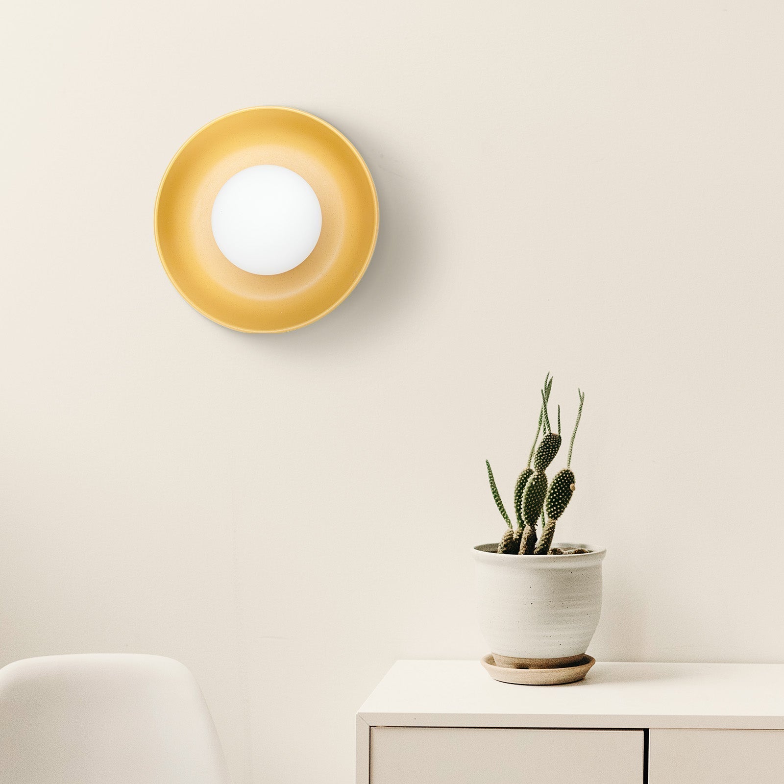 Vue rapprochée de l'applique murale moderne en céramique