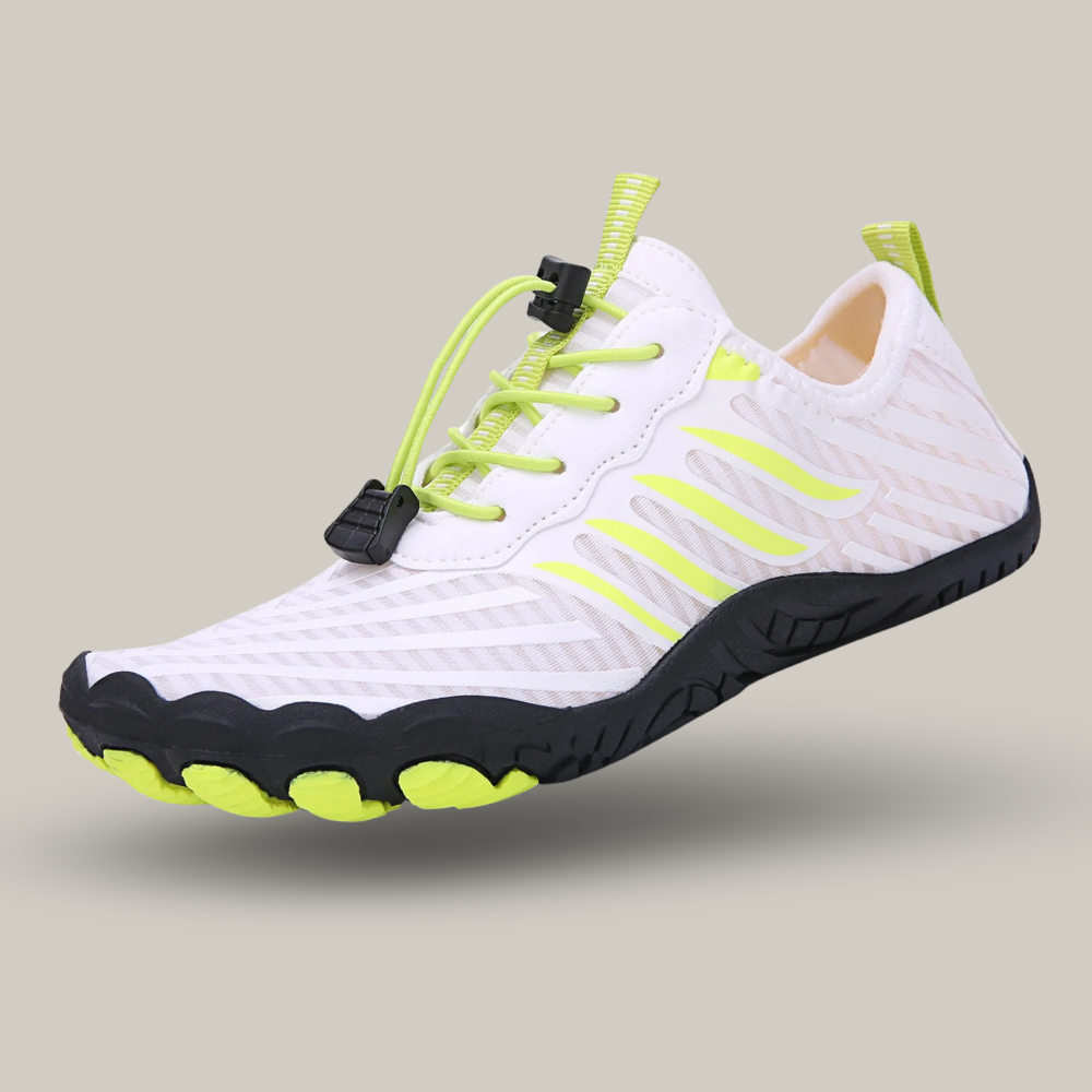 Gros plan sur semelle flexible, texture antidérapante