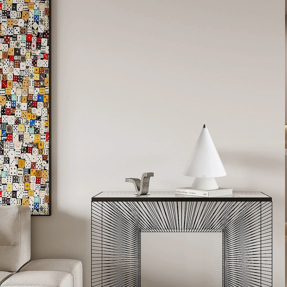 Lampe allumée montrant l'éclairage uniforme dans une pièce