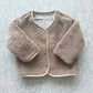 Veste en peluche pour enfant, vue de dos