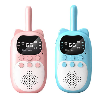 Talkies-walkies en bleu et rose sur fond neutre