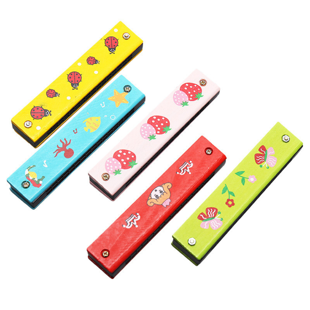 Harmonica coloré pour enfants sur fond blanc