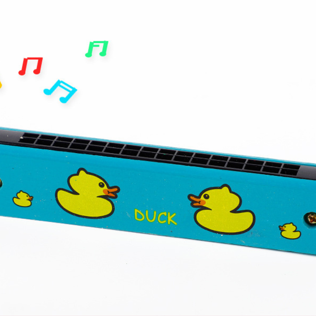 Harmonica enfant dans une poche de sac à dos
