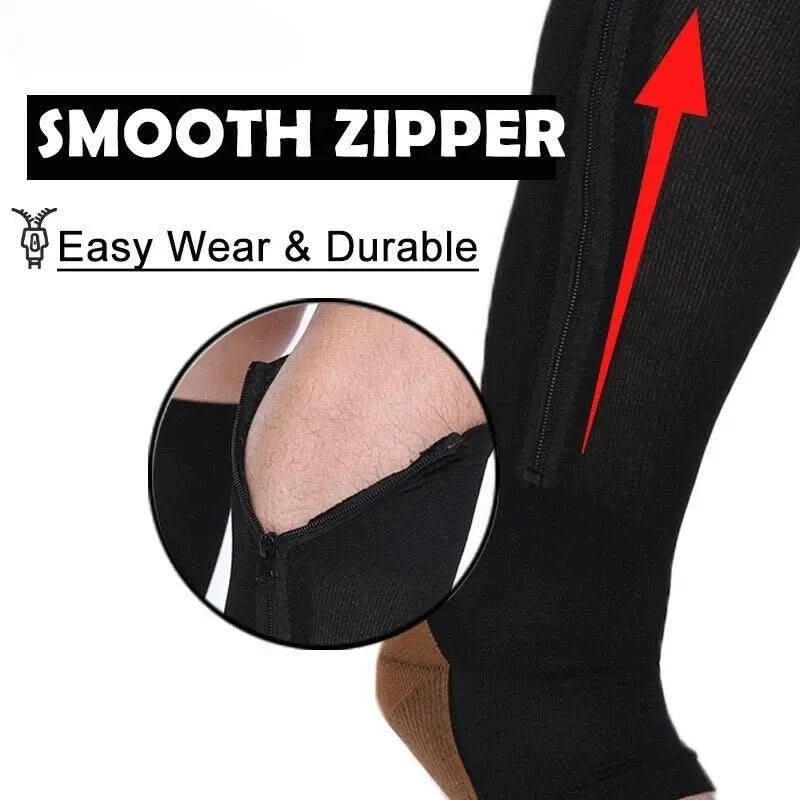 Chaussettes de compression portées, soulignant le soutien gradué