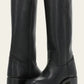 Détail de la couture durable sur la semelle des bottes