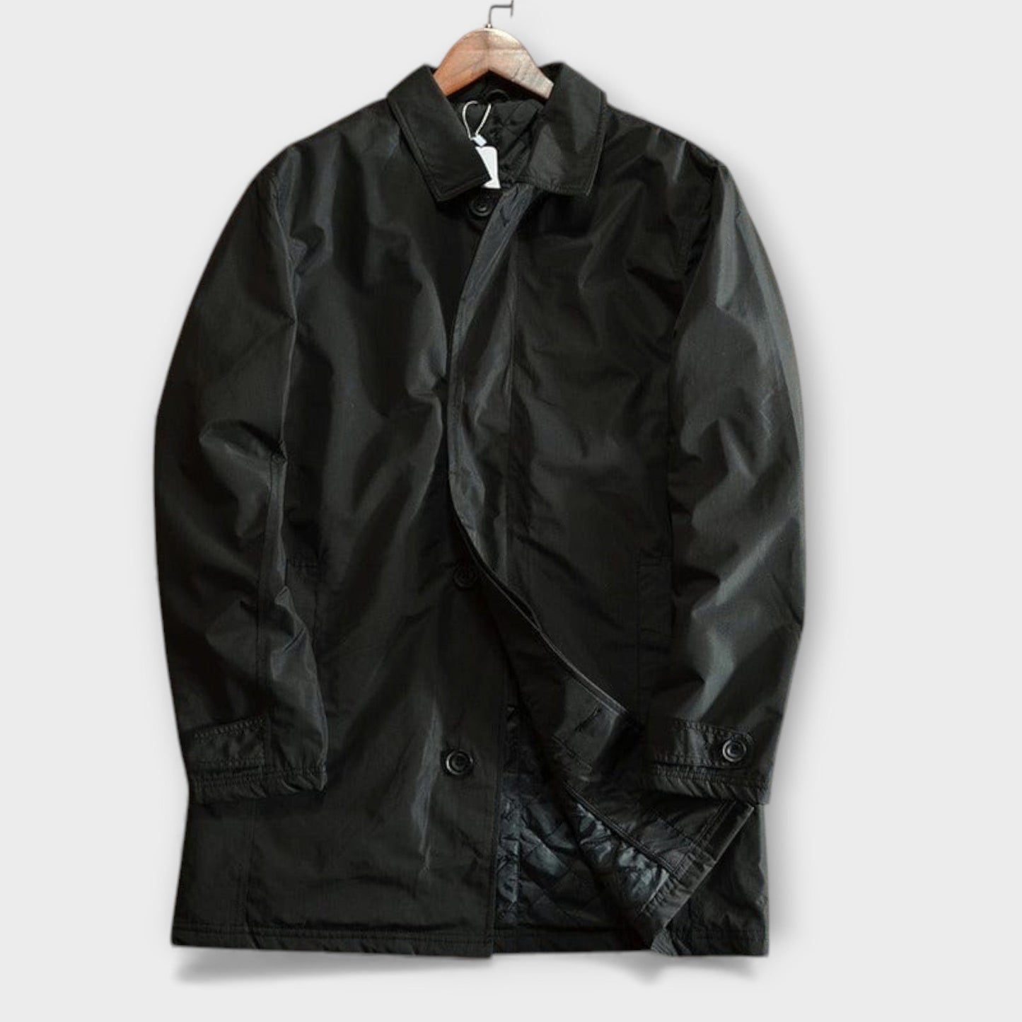 Manteau côtier en action, protection contre les intempéries