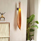Applique murale installée dans un salon, lumière douce