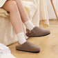 Chaussons ajustables avec boucle en métal vue de profil
