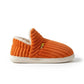 Chaussons pour femmes montrant la semelle robuste