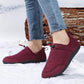 Chaussons légers montrés en plusieurs couleurs