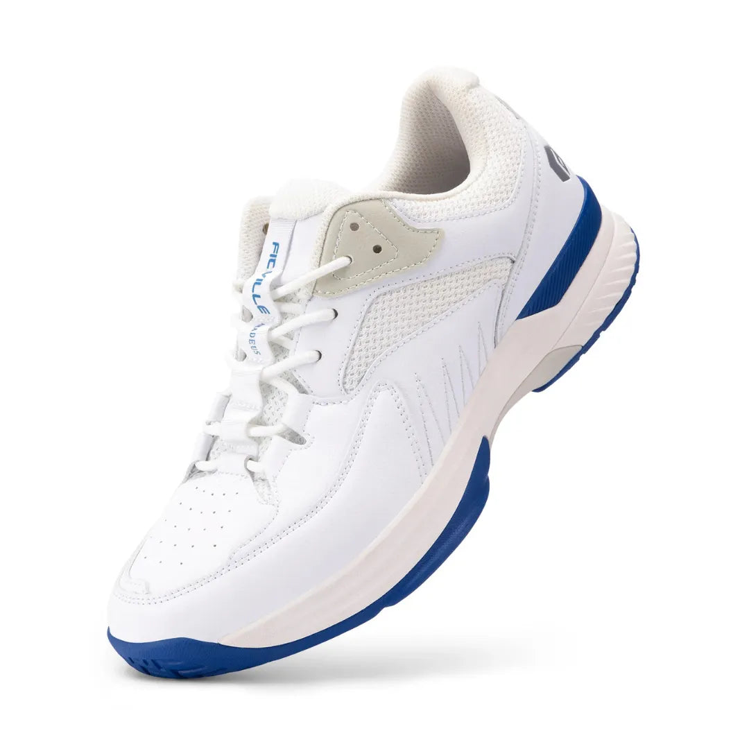 Vue arrière des chaussures montrant le soutien de la voûte plantaire