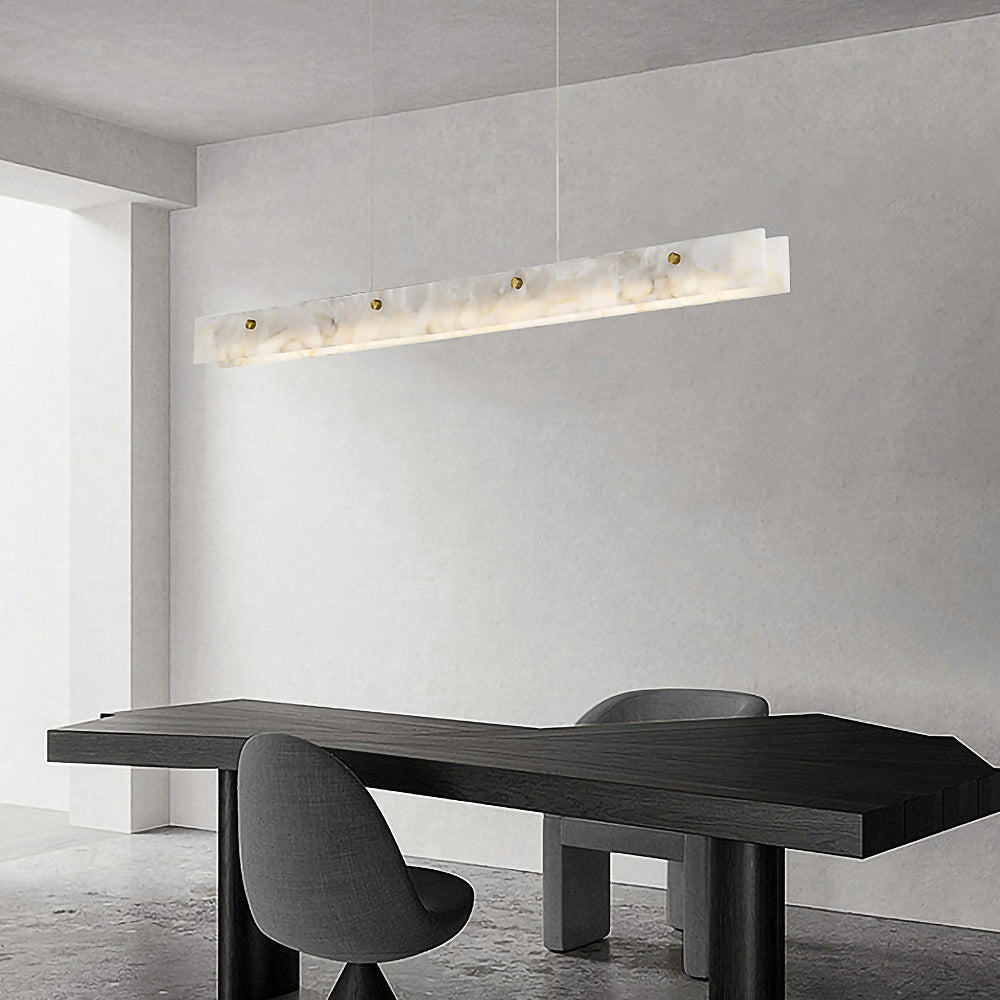 Vue rapprochée de la lampe suspendue LED allumée