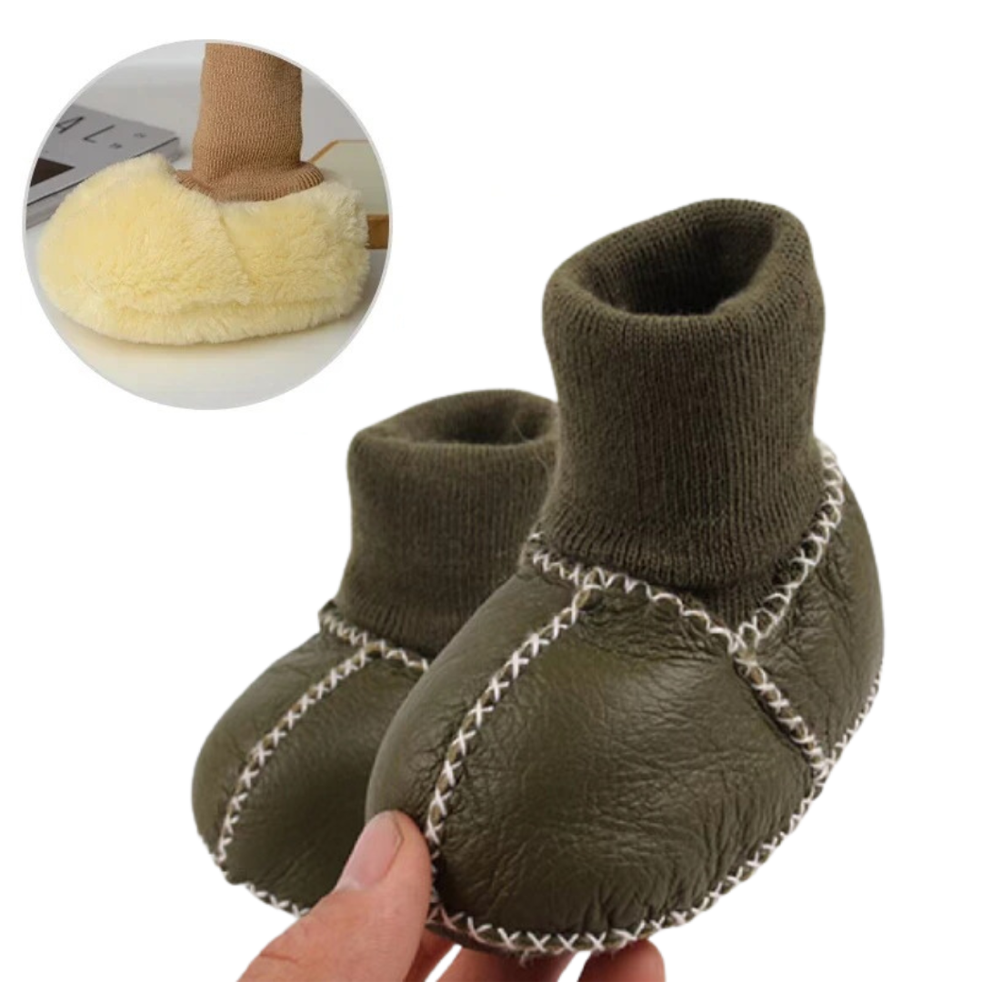 Intérieur chaud et confortable des chaussons bébé