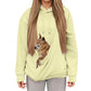 Hoodie porté avec un chat dans la poche avant