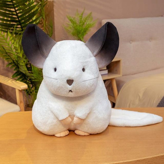 Hamster et chinchilla en peluche côte à côte