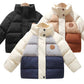 Veste d'hiver longue avec capuche détachable, vue de face
