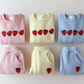 Pull en coton avec imprimé fraises, vue de face