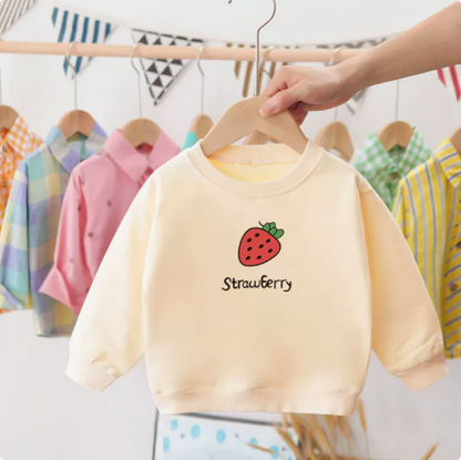 Pull en coton doux, motif fraises, vue latérale