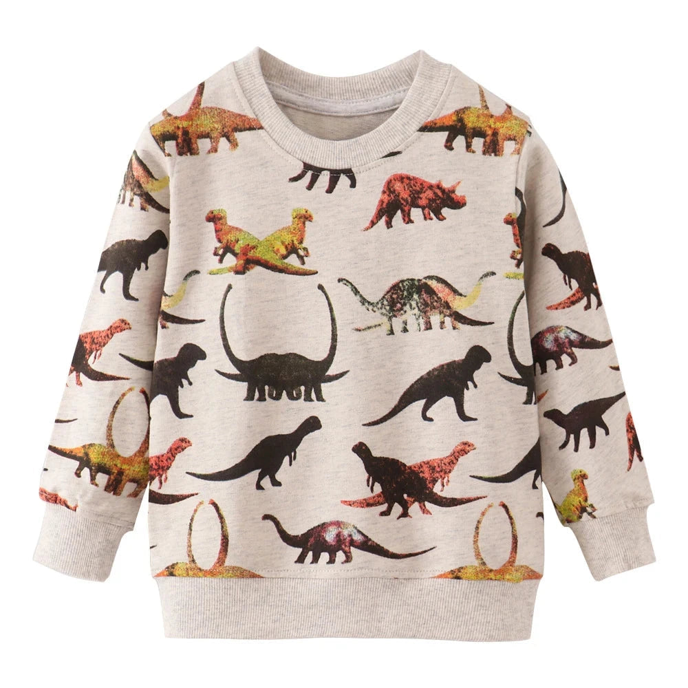 Détail du col d'un pull en coton avec motif unique
