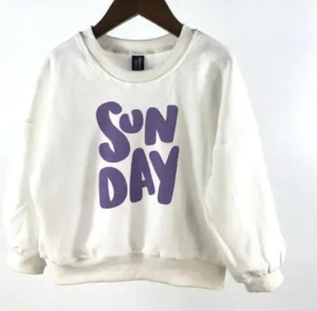 Vue de face d'un pull en coton avec imprimé animal