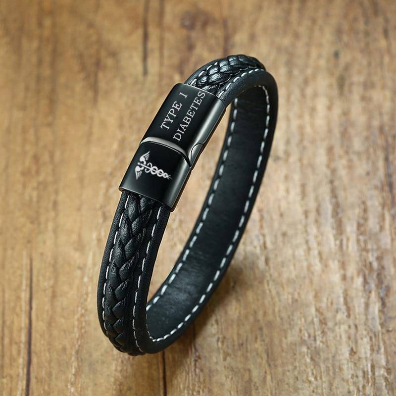 Gros plan sur le fermoir robuste du bracelet médical