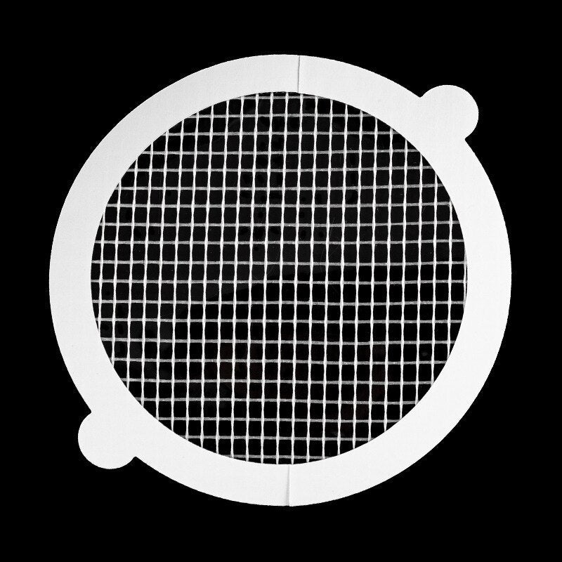 Détail du matériau filtrant du filtre de douche