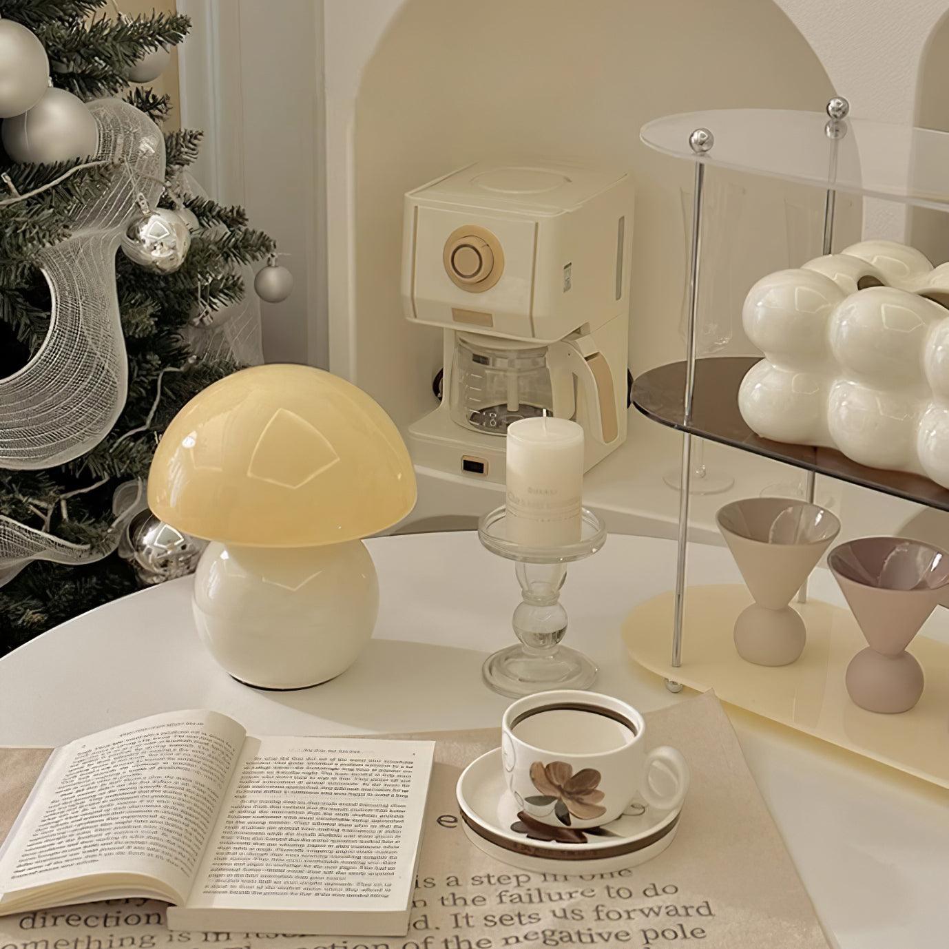 Vue rapprochée de l'abat-jour en verre translucide