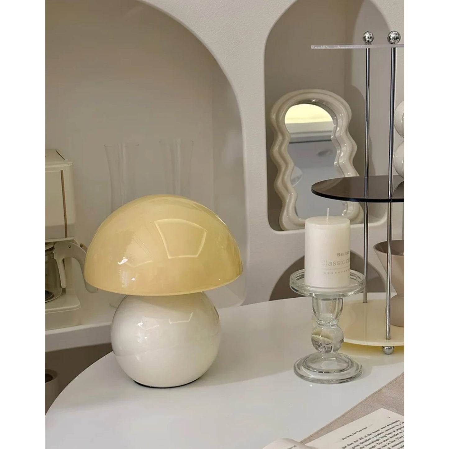 Détail de la texture céramique et du verre