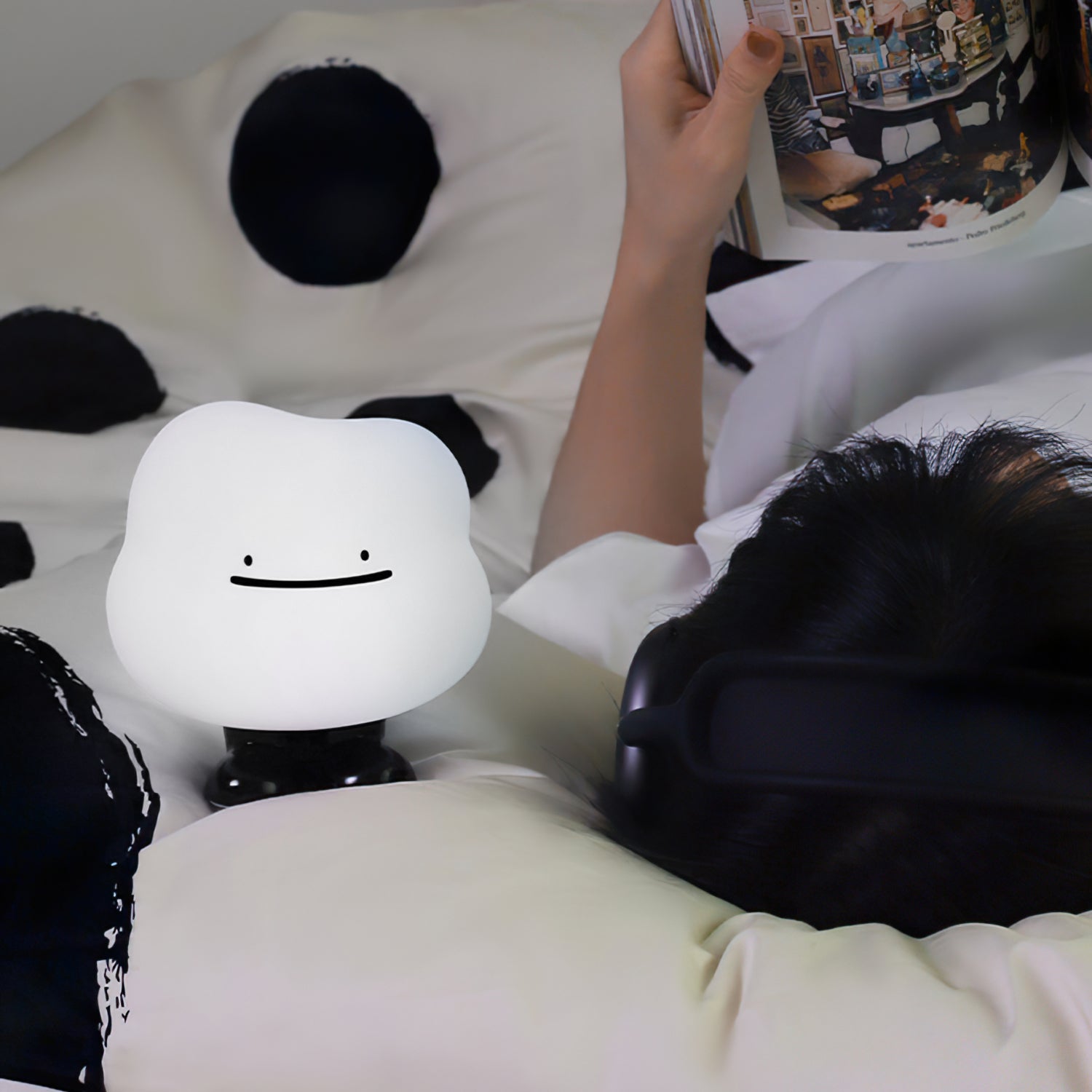 Lampe nuage montrant le design élégant et minimaliste