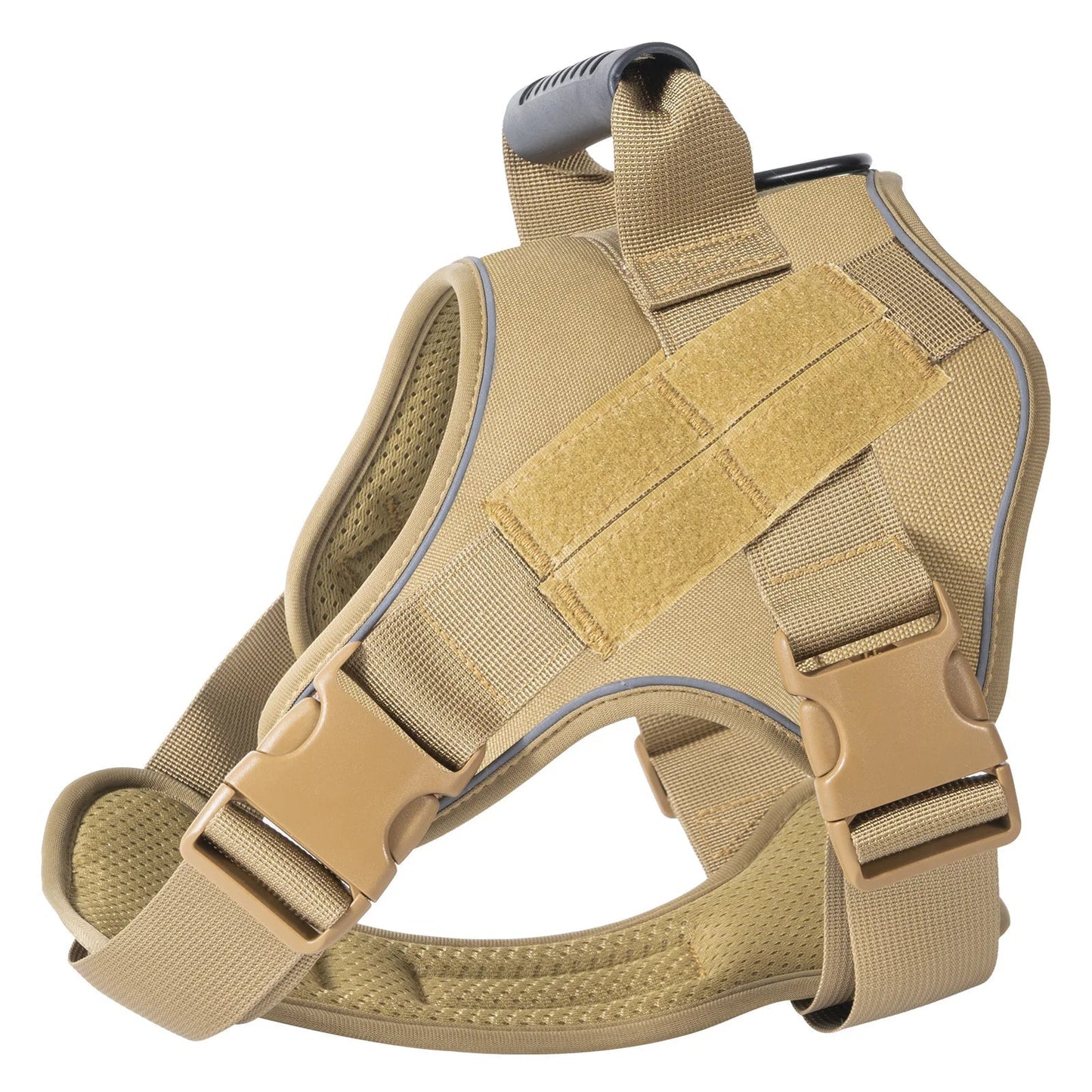 Chien portant un gilet tactique en plein air, design ergonomique