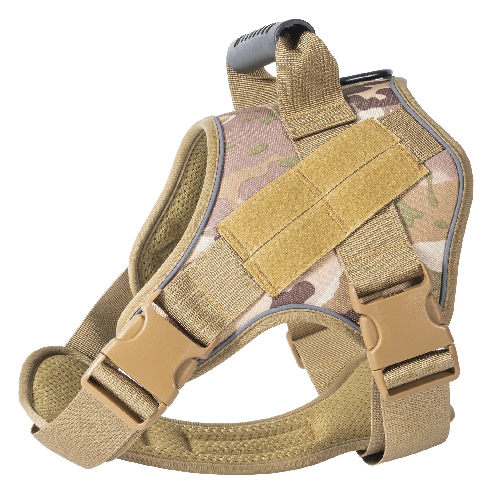 Gros plan sur les attaches de laisse du gilet tactique pour chien
