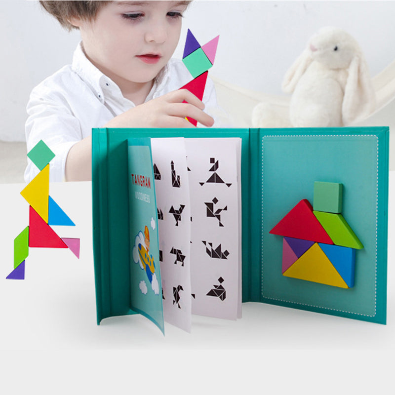 Pièces géométriques du puzzle Tangram 3D en gros plan