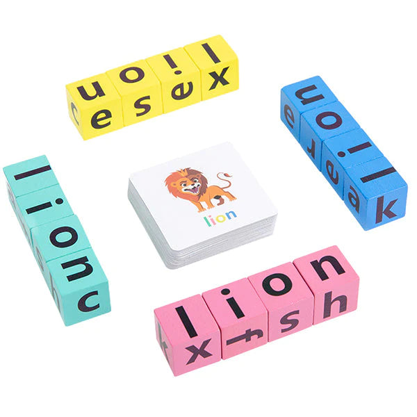 Blocs de lettres et cartes rangés dans une boîte en bois compacte